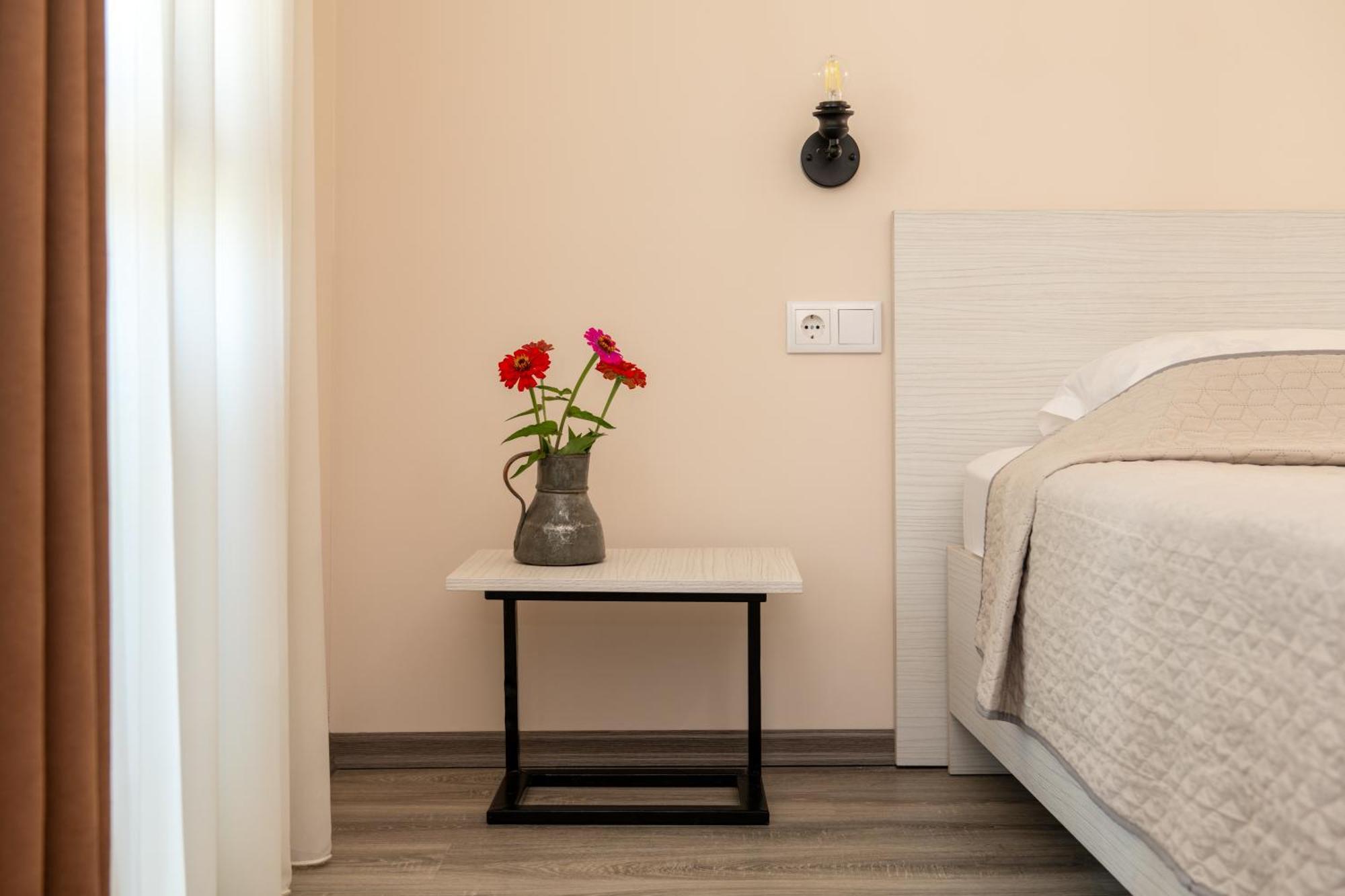 Alvani Inn K'vemo Alvani Екстериор снимка