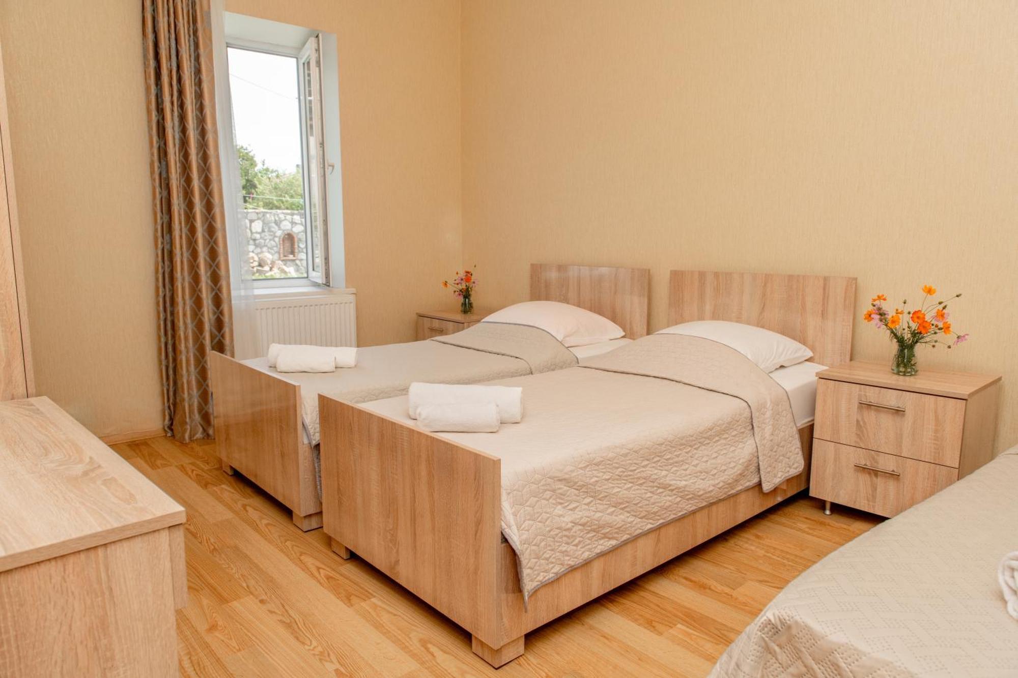 Alvani Inn K'vemo Alvani Екстериор снимка